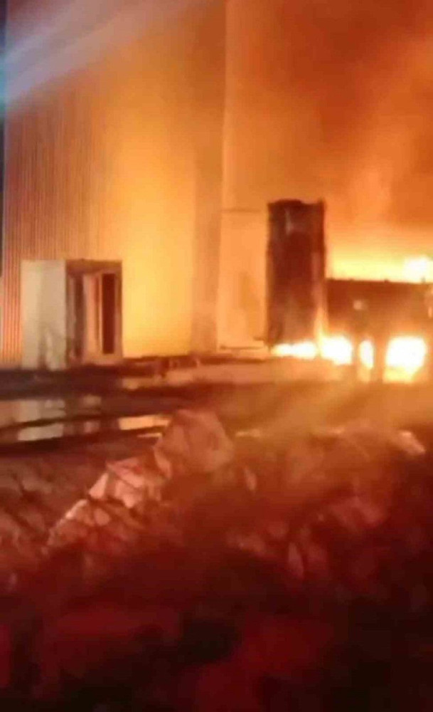 Kocaeli’de asfalt eritme tankında patlama: 2 yaralı